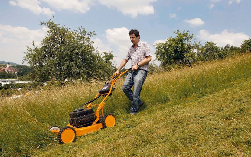 AS-Motor Profi-Seitenauswurfmäher mit Vario-Allradantrieb 53 2T ES 4WD RB