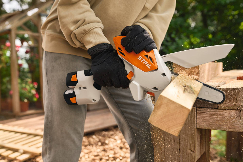 STIHL Akku-Gehölzschneider GTA 30, Set mit AS 2 + AL 1 + Koffer