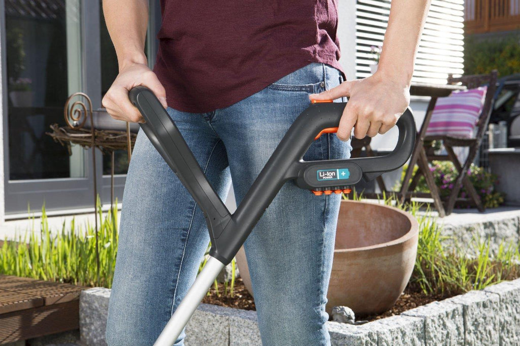 Gardena Akku-Trimmer SmallCut Li-23R mit integriertem Li-Ionen-Akku