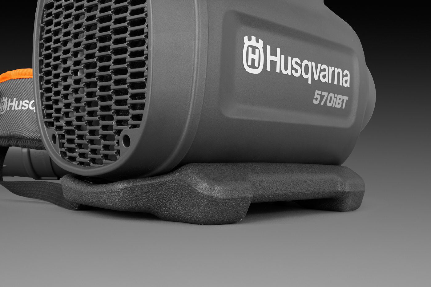 Husqvarna Akku-Blasgerät 570iBT ohne Akku und Ladegerät