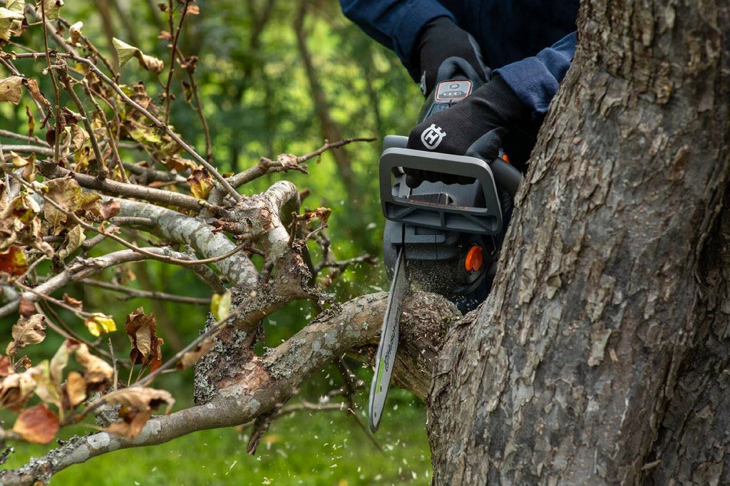 Husqvarna Akku-Motorsäge Aspire C15X-P4A 10'' - ohne Akku und Ladegerät