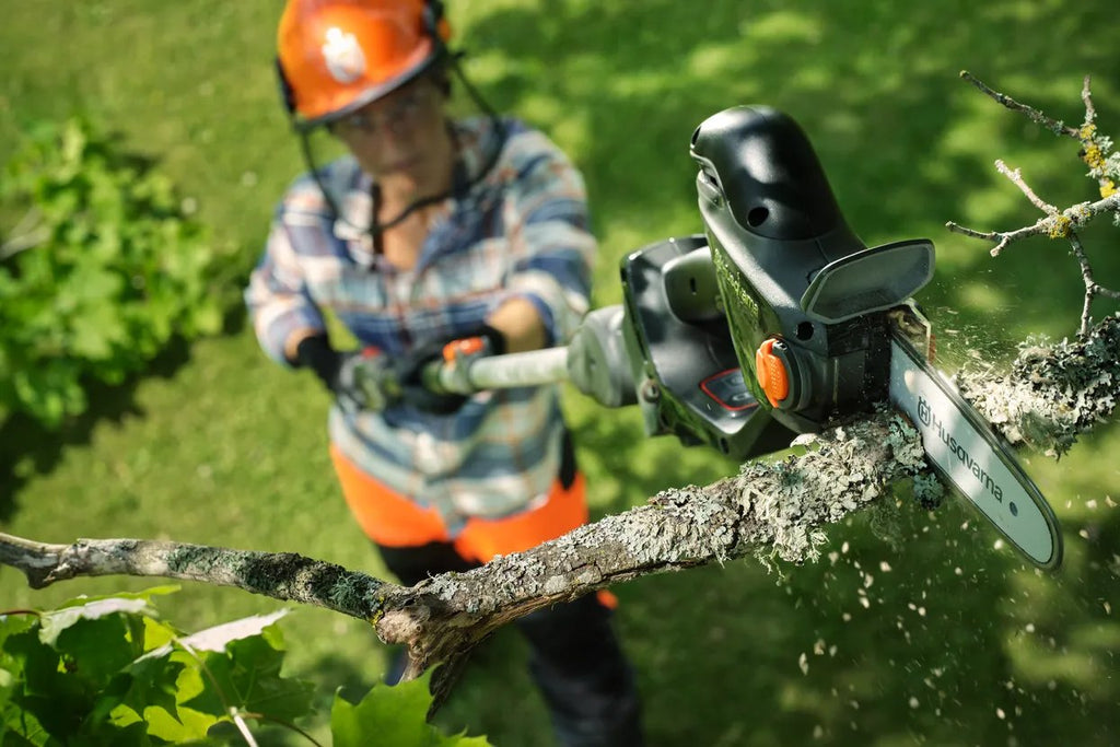 Husqvarna Akku-Hochentaster Aspire P8X-P4A + Verlängerung-P4A Set - mit Akku und Ladegerät