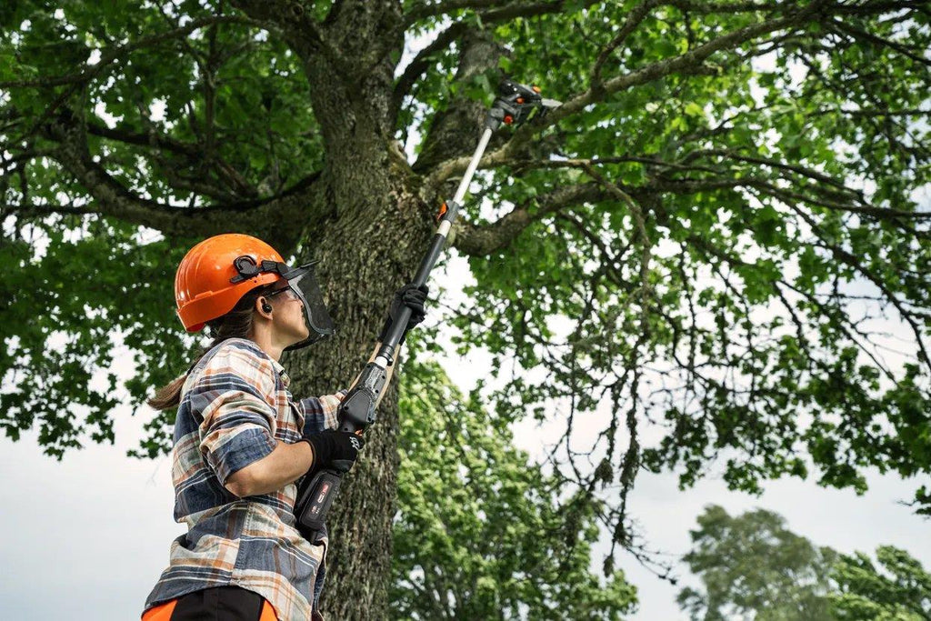 Husqvarna Akku-Hochentaster Aspire P8X-P4A + Verlängerung-P4A Set - mit Akku und Ladegerät