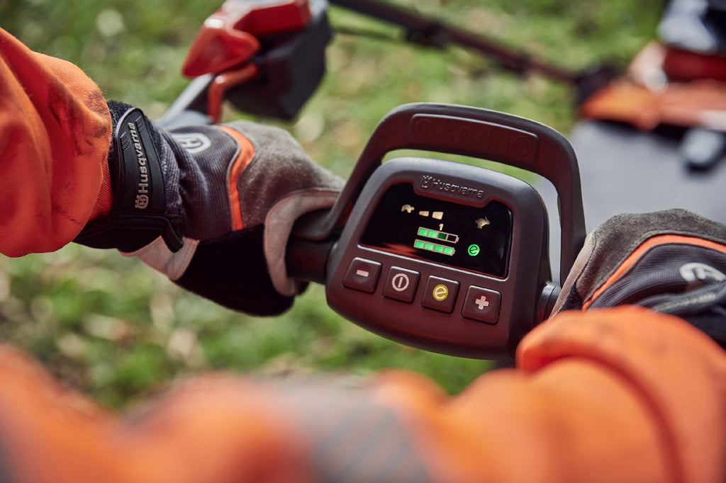 Husqvarna Profi Akku-Rasenmäher LC 551iV