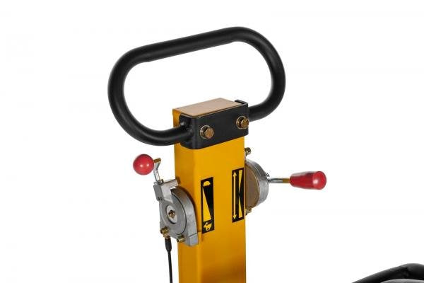 Lumag Benzin-Rüttelplatte RP 160 HPC inkl. Gummimatte u. Fahrwerk