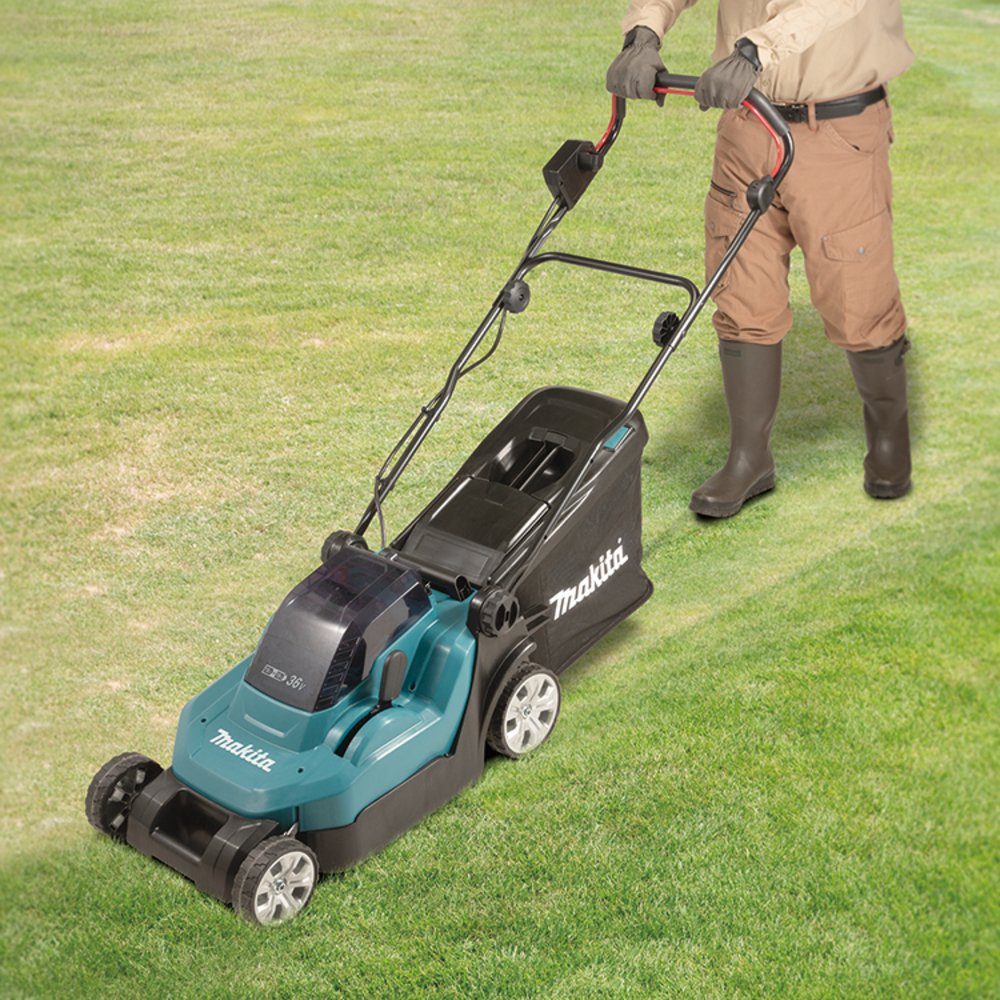 Makita Akku-Rasenmäher DLM382PM2 mit 2 x 4 Ah Akku und Ladegerät