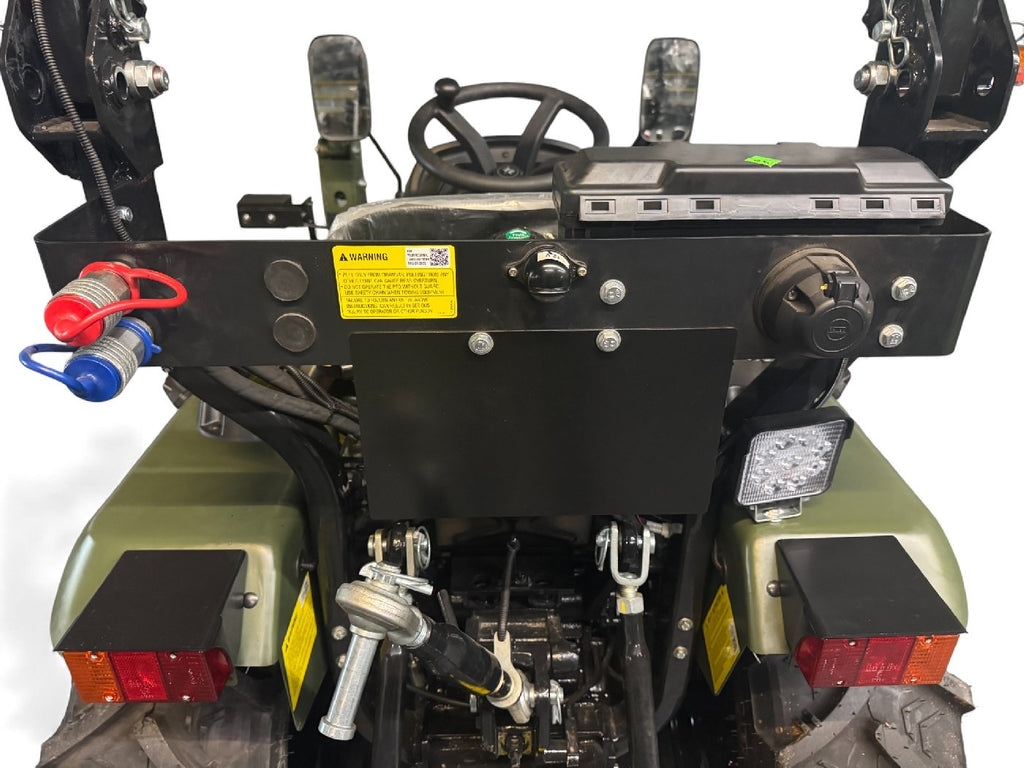 Startrac Allrad-Kleintraktor 26 mit Radialbereifung + Frontlader inklusive Schaufel
