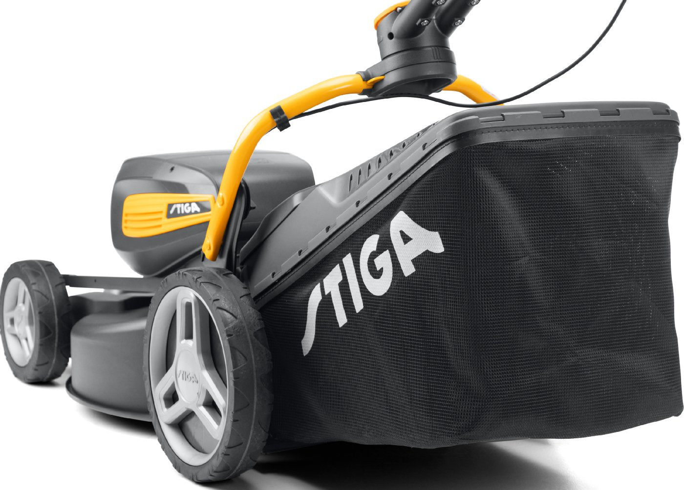 Stiga Akku-Rasenmäher Combi 753e V Kit mit 2x 5 Ah Akku und 2 x Schnell-Ladegerät