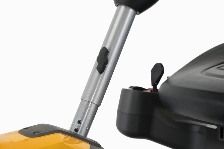 Stiga Frontmäher Park 500 W Winterpaket mit Mähwerk Combi 100 Q Plus, 120 cm Schneeschild und Schneeketten