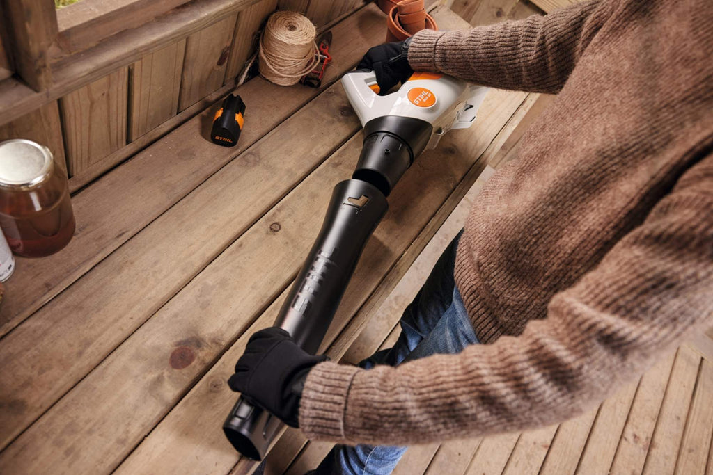STIHL Akku-Laubbläser BGA 30, mit 2x Akku AS 2 und Ladegerät ALS 31