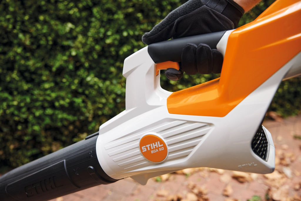 STIHL Akku Laubbläser BGA 50 ohne Akku und Ladegerät