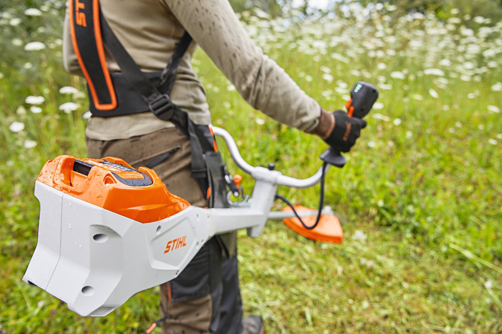 STIHL Akku-Motorsense FSA 140 Grundgerät / GC 260-2 - ohne Akku und Ladegerät