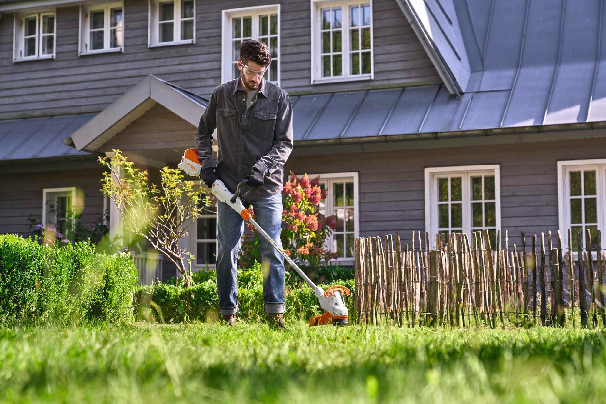 STIHL Akku-Rasentrimmer FSA 50, AutoCut C 3-2 ohne Akku und Ladegerät