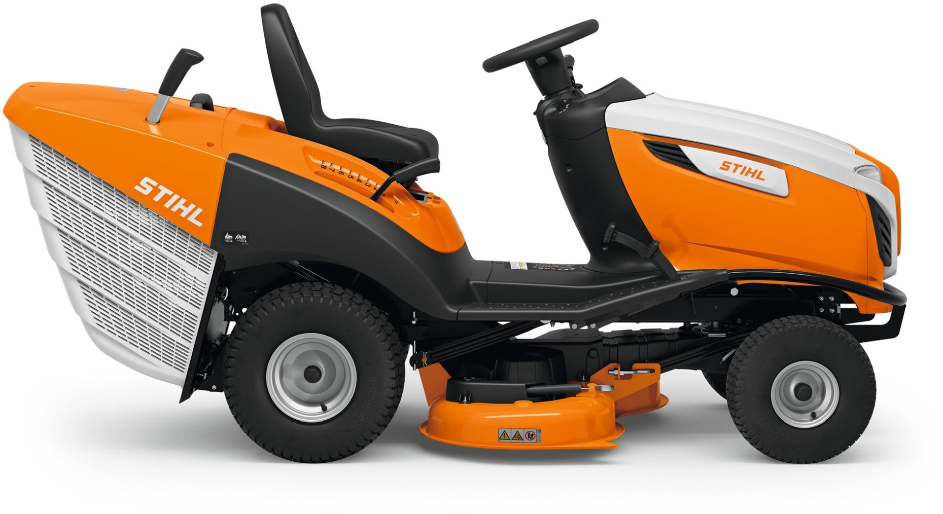 STIHL Aufsitzmäher RT 5097 Z Winterpaket mit Schneeschild und Schneeketten