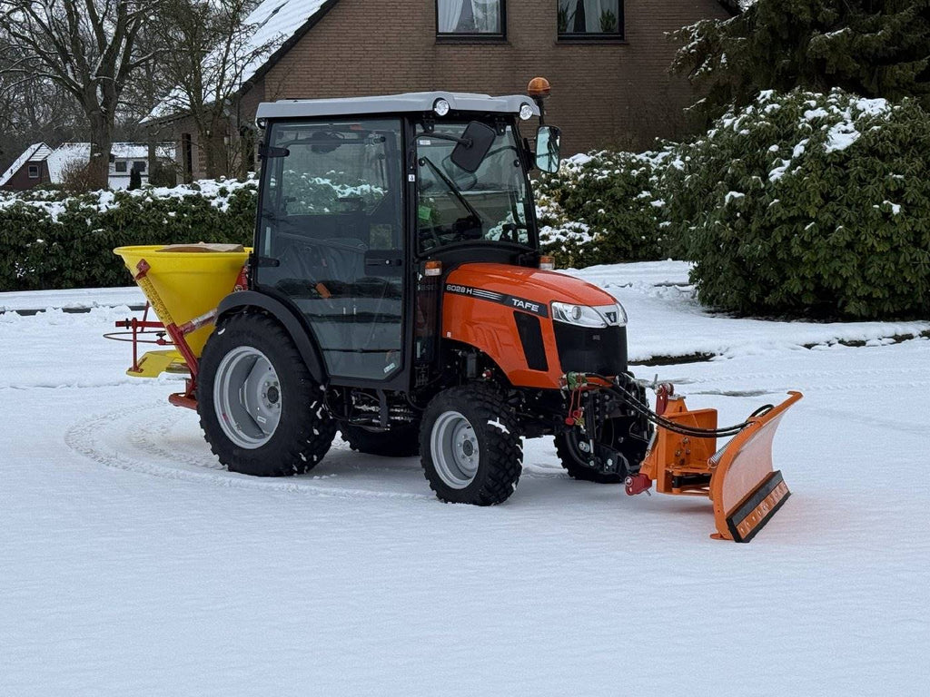 Tafe Allrad-Universalschlepper 6028H AS mit Winterpaket und AS-Bereifung