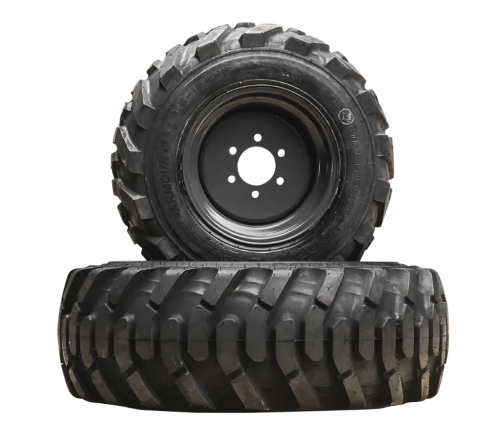 Tym Industriebereifung vorne 27x12.50-15, hinten 16.0/70-20 passend für Tym Allrad-Kompakttraktor F25 + F50
