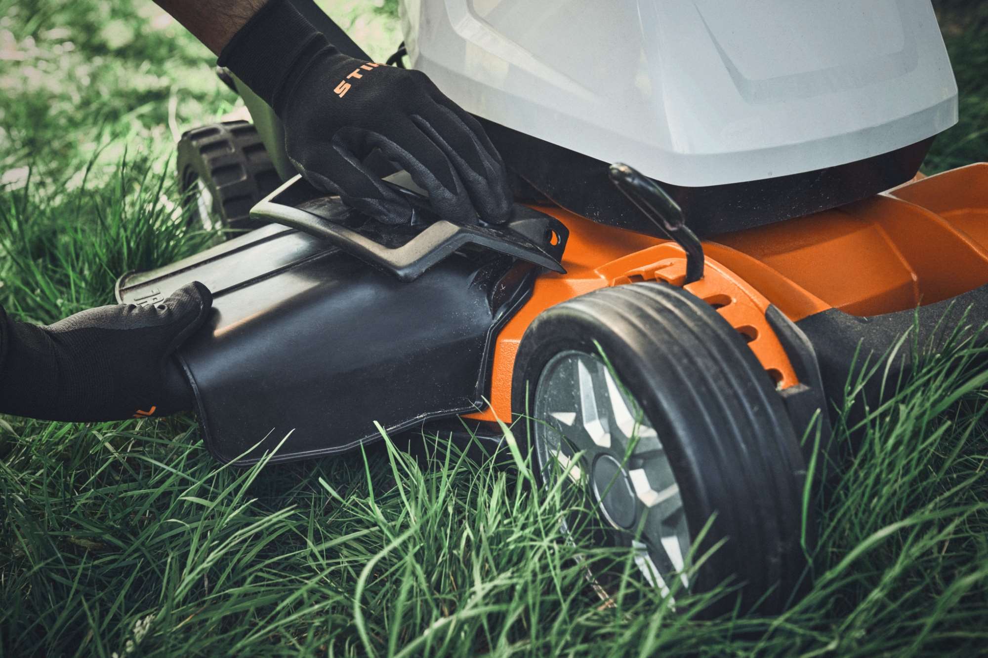 STIHL Akku-Rasenmäher RMA 7 RV ohne Akku und Ladegerät