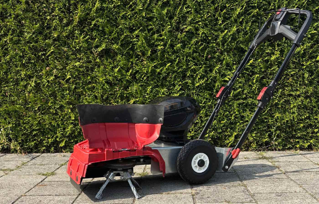 Westermann Akku-Wildkrautbürste WKB 330 Akku inkl. 2x Akkus und 1x Ladegerät