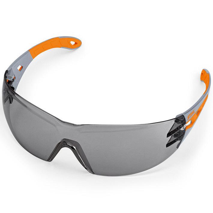 STIHL Schutzbrille Light Plus getönt - MotorLand.at
