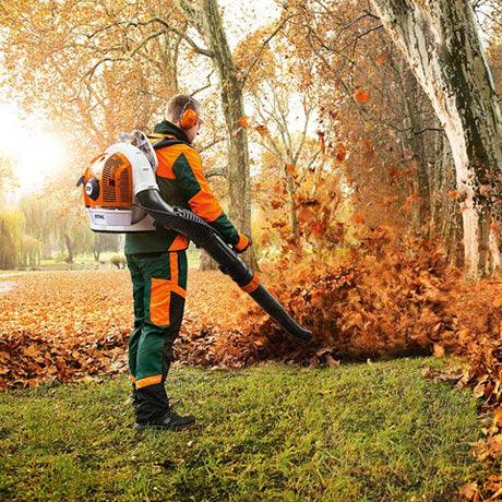 STIHL Rückentragbares Blasgerät BR 700 - Modell 2023 - MotorLand.at