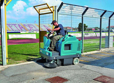 ERCO Aufsitzkehsaugrmaschine ER-AKM-XT-DK - Modell 2023 - MotorLand.at