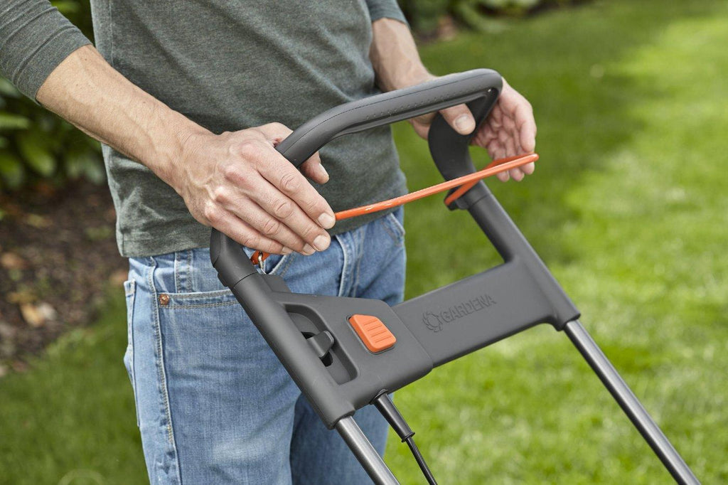 Gardena Elektro-Rasenmäher PowerMax 1800/42 - Modell 2023 - MotorLand.at