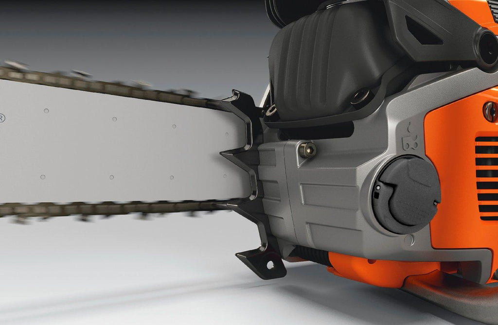 Husqvarna Profi Benzin Motorsäge 555 / 45 - Modell 2023 - MotorLand.at
