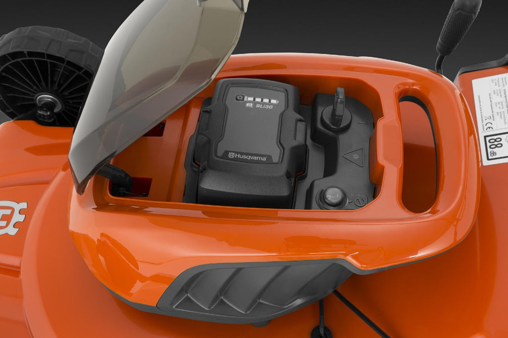 Husqvarna Akku-Rasenmäher LC 142iS ohne Akku und Ladegerät