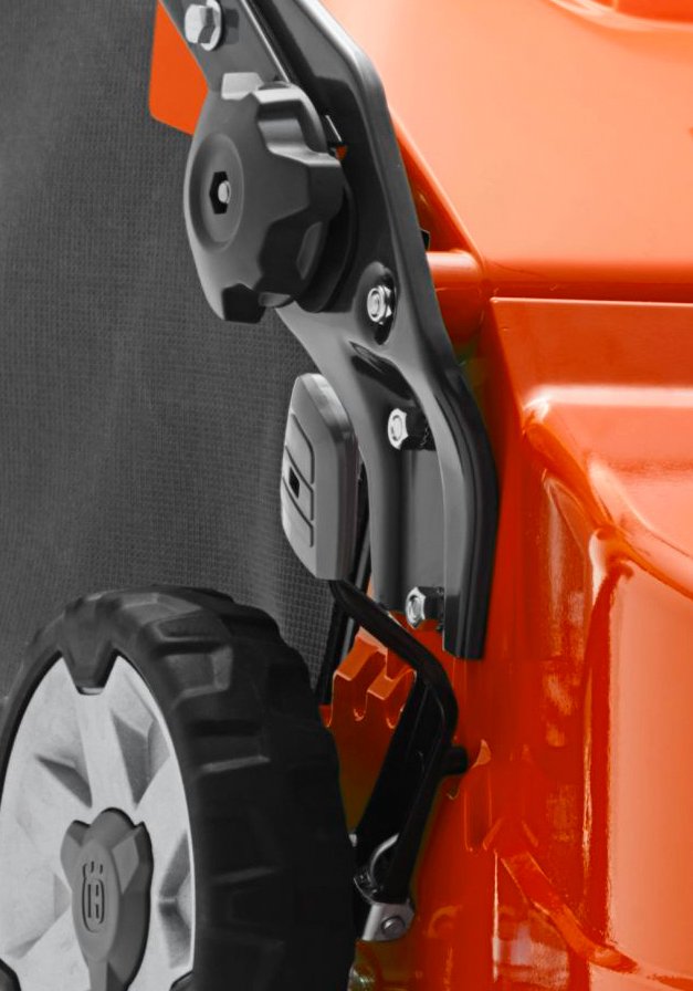 Husqvarna Benzinmäher LC 551SP