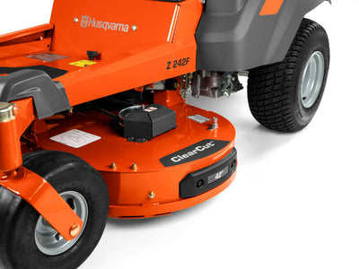 Husqvarna Zero Turn Profi-Mäher Z448 - Modell 2025