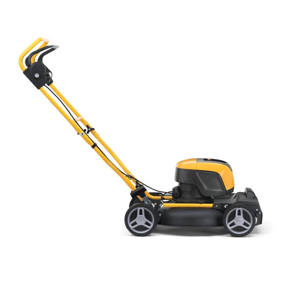 Stiga Akku-Rasenmäher Multiclip 547 AE Kit - mit Akku und Ladegerät