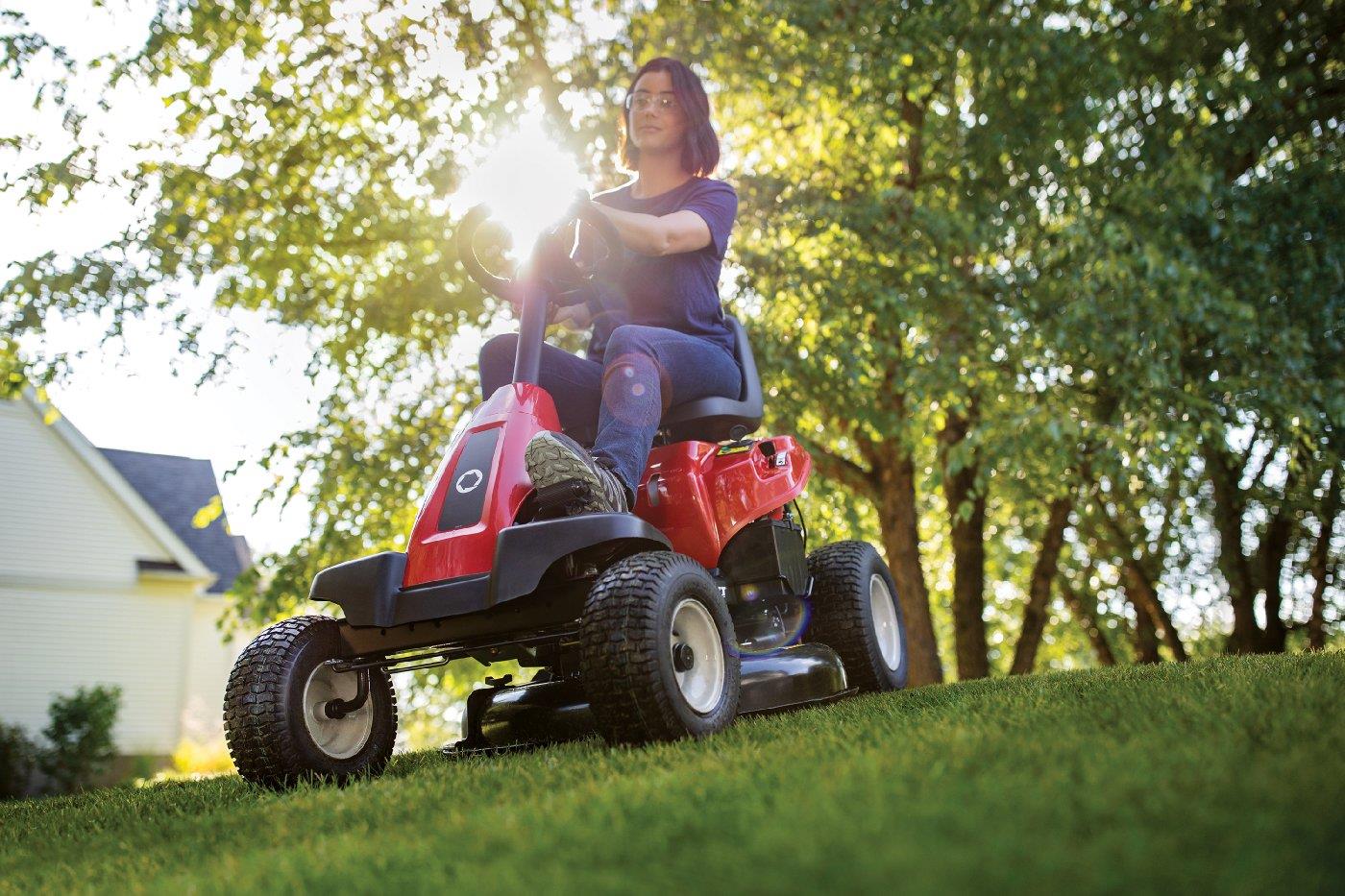 Troy-Bilt Aufsitzmäher mit Seitenauswurf TB 76T-S - Modell 2024